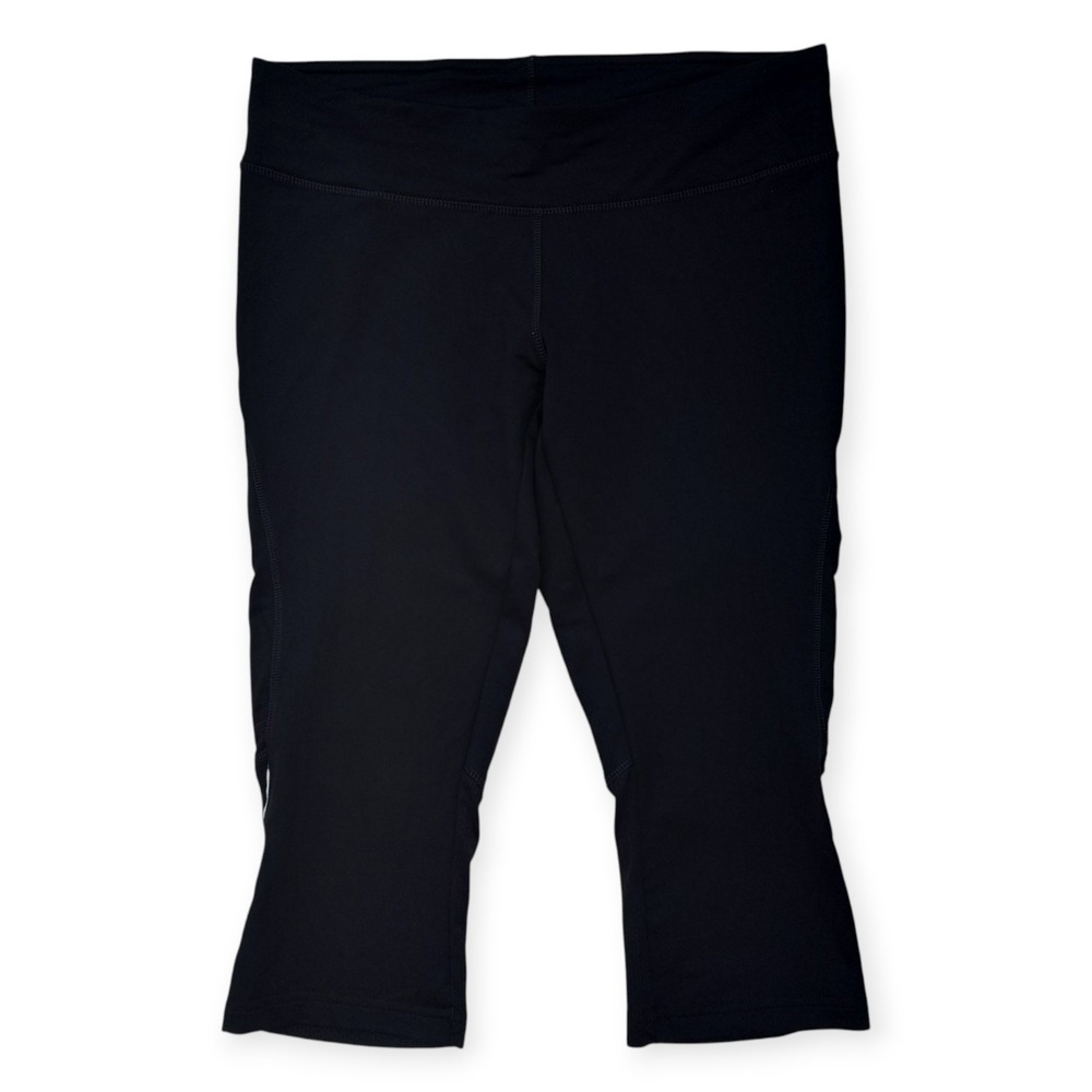 Patagonia Womens M Black Capri Leggings Running Yoga CrossFit 25075FA12